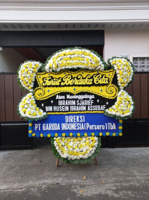 Papan Bunga Duka di Berbas Pantai